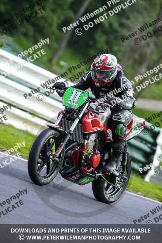 cadwell no limits trackday;cadwell park;cadwell park photographs;cadwell trackday photographs;enduro digital images;event digital images;eventdigitalimages;no limits trackdays;peter wileman photography;racing digital images;trackday digital images;trackday photos